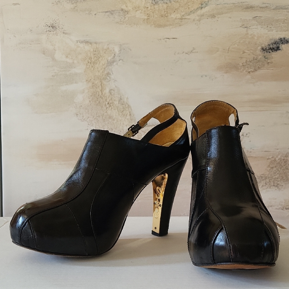 SHANE & SHAWN BOARDROOM ROCKSTARS Heels Size 7